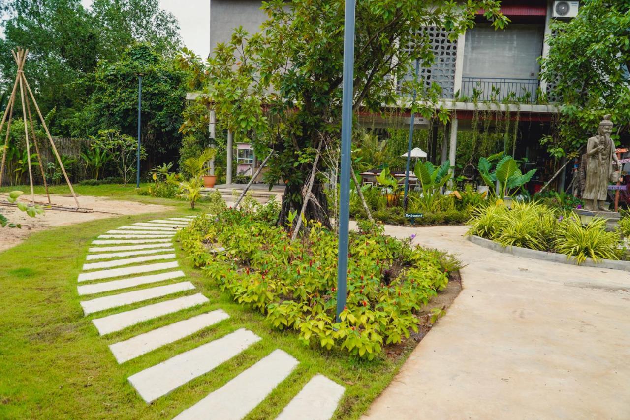 Kampot Tropical Village Экстерьер фото